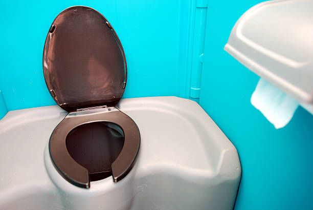 Best Portable bathroom rental  in Greilickville, MI